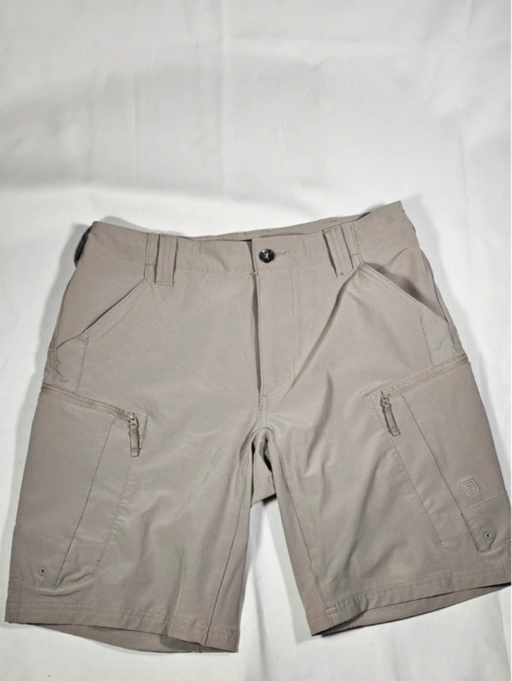 5.11 Tactical Mens Khaki Cargo Shorts Size 30 Lightweight Utility Shorts